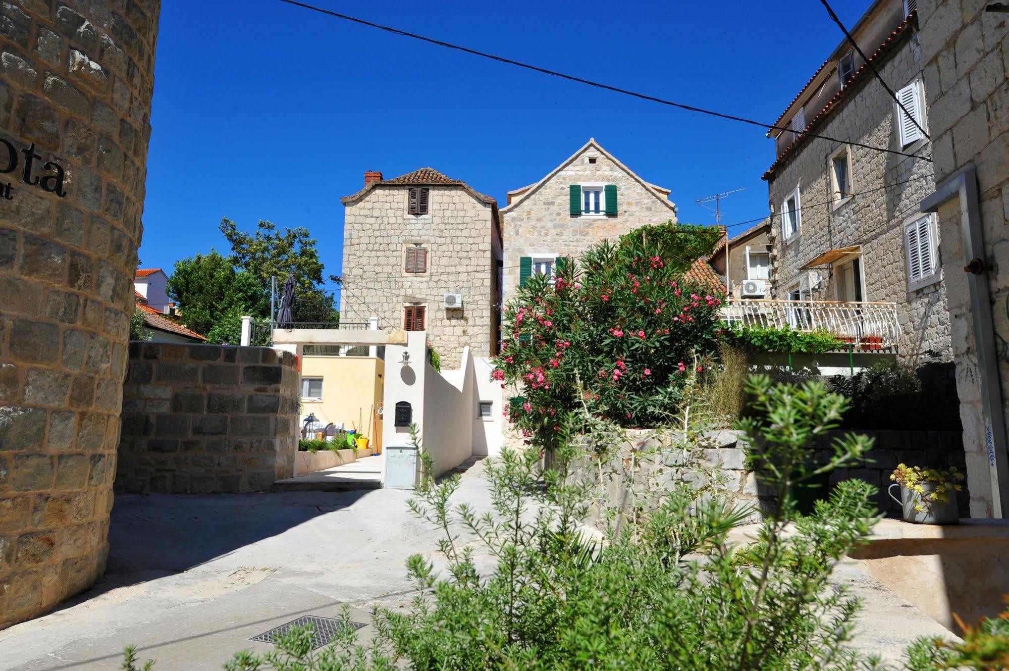 Ibella Boutique Rooms Split Buitenkant foto