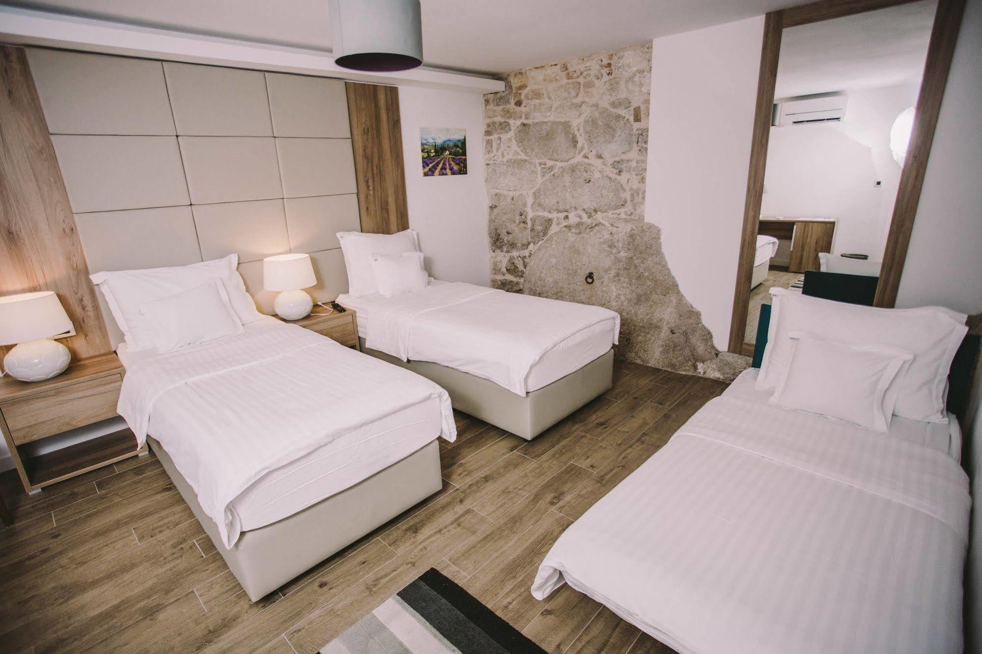 Ibella Boutique Rooms Split Buitenkant foto